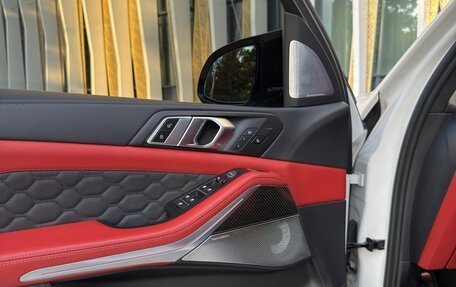BMW X5 M, 2022 год, 9 000 000 рублей, 11 фотография