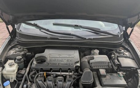 Hyundai Sonata VI, 2011 год, 690 000 рублей, 7 фотография