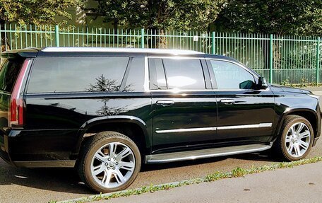 Cadillac Escalade IV, 2016 год, 4 800 000 рублей, 1 фотография