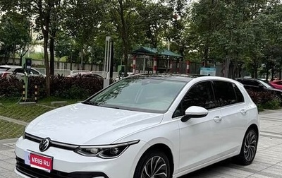 Volkswagen Golf VIII, 2022 год, 1 550 000 рублей, 1 фотография