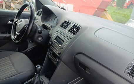 Volkswagen Polo VI (EU Market), 2016 год, 500 000 рублей, 4 фотография