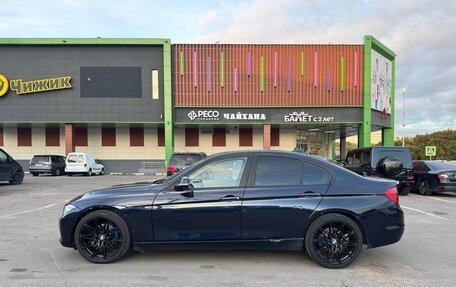 BMW 3 серия, 2013 год, 3 фотография
