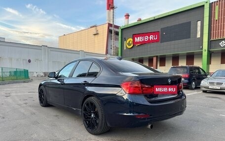 BMW 3 серия, 2013 год, 4 фотография