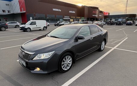 Toyota Camry, 2012 год, 1 625 000 рублей, 4 фотография