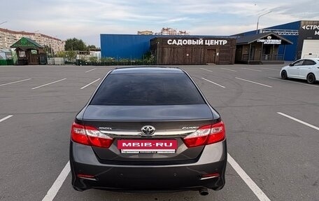 Toyota Camry, 2012 год, 1 625 000 рублей, 8 фотография