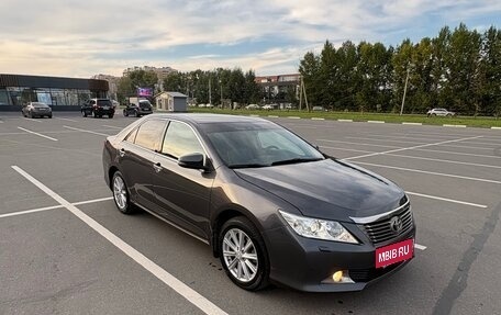 Toyota Camry, 2012 год, 1 625 000 рублей, 3 фотография