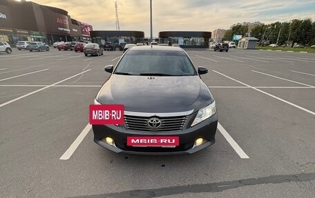 Toyota Camry, 2012 год, 1 625 000 рублей, 2 фотография