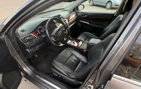 Toyota Camry, 2012 год, 1 625 000 рублей, 10 фотография