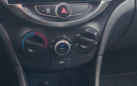 Hyundai Solaris II рестайлинг, 2012 год, 779 000 рублей, 18 фотография