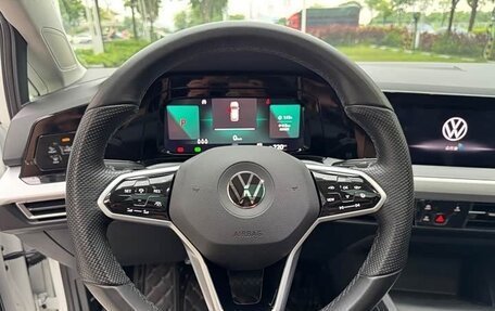 Volkswagen Golf VIII, 2022 год, 1 550 000 рублей, 5 фотография