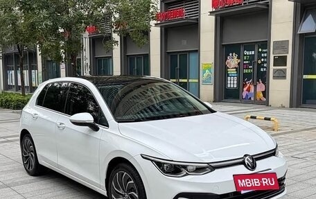 Volkswagen Golf VIII, 2022 год, 1 550 000 рублей, 3 фотография
