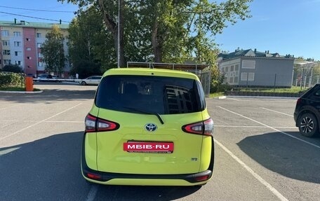 Toyota Sienta II, 2016 год, 1 300 000 рублей, 8 фотография