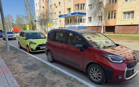 Toyota Sienta II, 2016 год, 1 300 000 рублей, 12 фотография