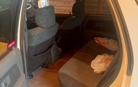 Toyota Hilux Surf III рестайлинг, 1998 год, 1 200 000 рублей, 5 фотография