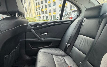 BMW 5 серия, 2007 год, 920 000 рублей, 26 фотография