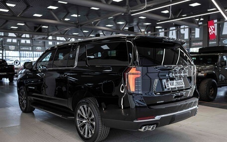 Chevrolet Suburban, 2026 год, 17 267 260 рублей, 4 фотография
