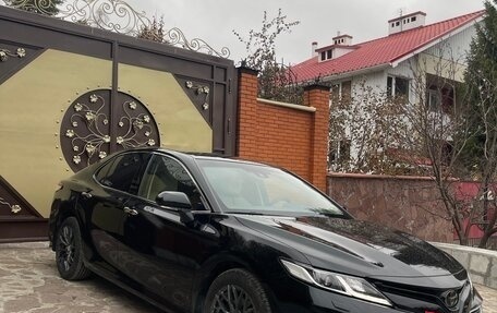 Toyota Camry, 2020 год, 3 650 000 рублей, 15 фотография