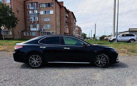 Toyota Camry, 2023 год, 3 320 000 рублей, 1 фотография