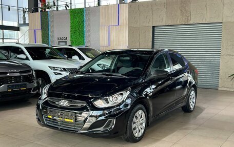 Hyundai Solaris II рестайлинг, 2013 год, 680 000 рублей, 1 фотография