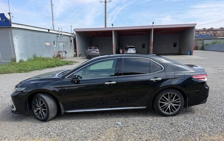 Toyota Camry, 2023 год, 3 320 000 рублей, 6 фотография