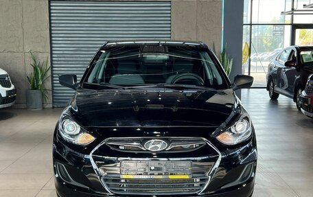 Hyundai Solaris II рестайлинг, 2013 год, 680 000 рублей, 2 фотография