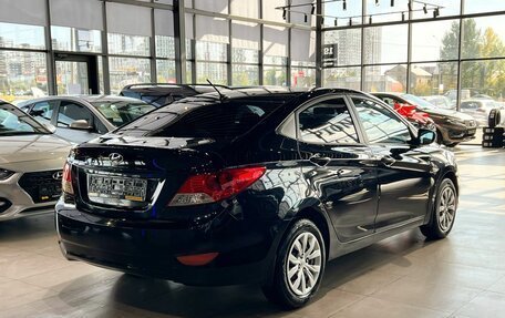 Hyundai Solaris II рестайлинг, 2013 год, 680 000 рублей, 4 фотография