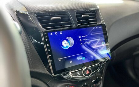 Hyundai Solaris II рестайлинг, 2013 год, 680 000 рублей, 10 фотография