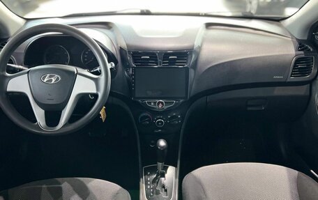 Hyundai Solaris II рестайлинг, 2013 год, 680 000 рублей, 13 фотография