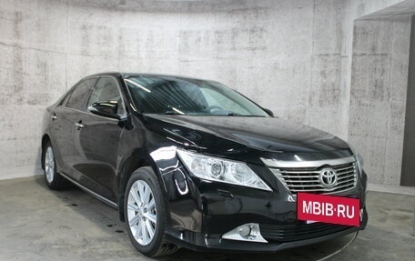 Toyota Camry, 2014 год, 1 565 000 рублей, 3 фотография