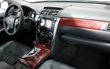 Toyota Camry, 2014 год, 1 565 000 рублей, 11 фотография