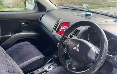 Mitsubishi Outlander III рестайлинг 3, 2010 год, 1 700 000 рублей, 4 фотография