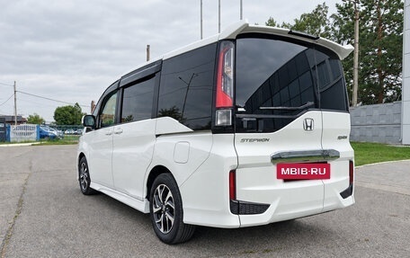 Honda Stepwgn IV, 2020 год, 2 100 000 рублей, 7 фотография