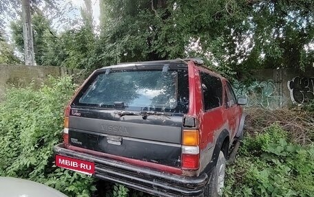Nissan Terrano II рестайлинг, 1989 год, 120 000 рублей, 1 фотография