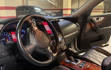 Infiniti QX70, 2014 год, 5 000 000 рублей, 6 фотография