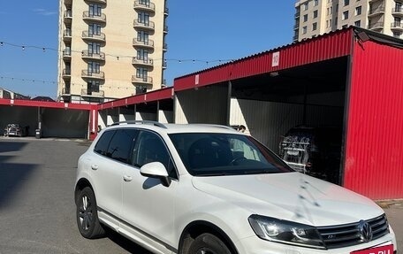 Volkswagen Touareg III, 2016 год, 3 350 000 рублей, 3 фотография