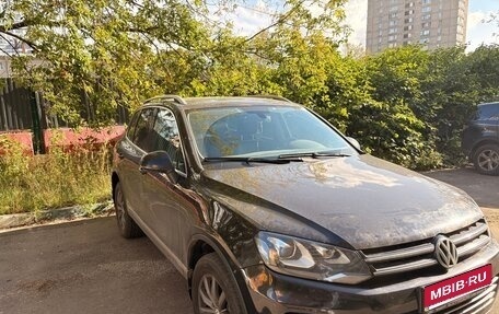 Volkswagen Touareg III, 2010 год, 1 780 000 рублей, 1 фотография