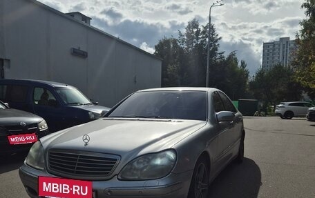 Mercedes-Benz S-Класс, 2000 год, 600 000 рублей, 2 фотография