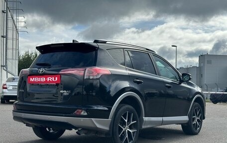 Toyota RAV4, 2017 год, 3 200 000 рублей, 5 фотография
