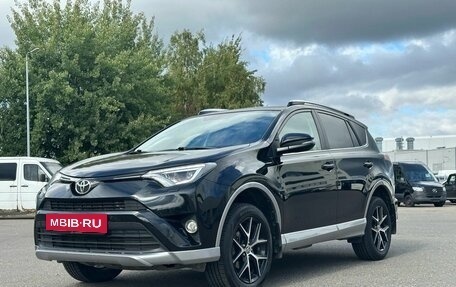 Toyota RAV4, 2017 год, 3 200 000 рублей, 3 фотография