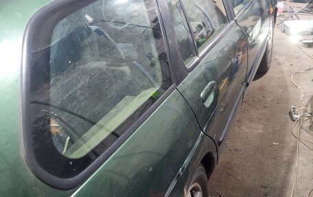 Nissan Primera II рестайлинг, 1998 год, 150 000 рублей, 7 фотография