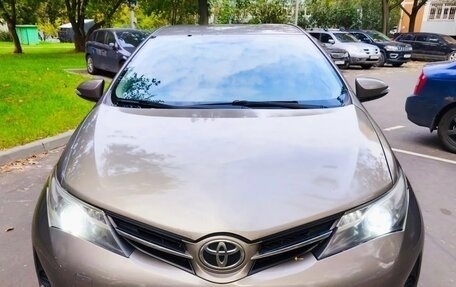 Toyota Auris II, 2014 год, 1 130 000 рублей, 2 фотография
