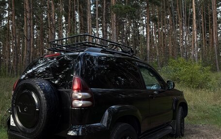 Toyota Land Cruiser Prado 120 рестайлинг, 2004 год, 1 600 000 рублей, 27 фотография
