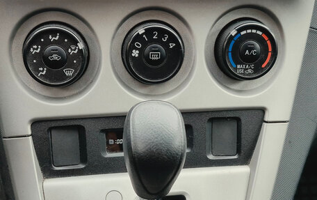 Toyota Matrix, 2008 год, 730 000 рублей, 7 фотография