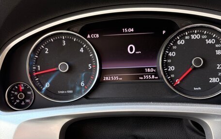 Volkswagen Touareg III, 2010 год, 1 780 000 рублей, 10 фотография