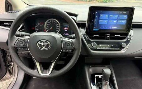 Toyota Corolla, 2023 год, 1 100 000 рублей, 14 фотография