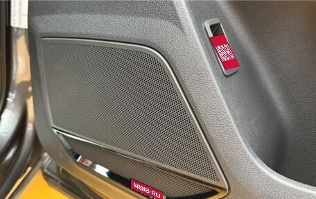 Audi RS Q3, 2023 год, 7 120 000 рублей, 15 фотография
