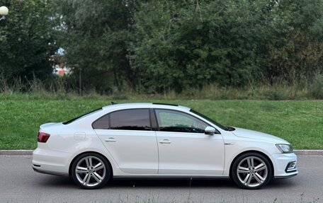 Volkswagen Jetta VI, 2015 год, 1 650 000 рублей, 4 фотография