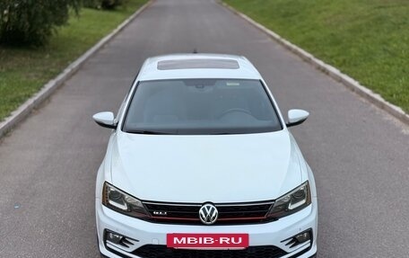 Volkswagen Jetta VI, 2015 год, 1 650 000 рублей, 2 фотография