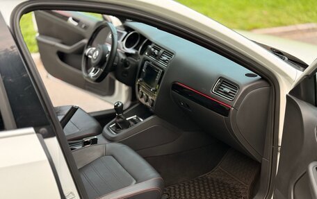 Volkswagen Jetta VI, 2015 год, 1 650 000 рублей, 15 фотография
