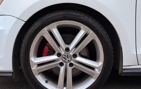 Volkswagen Jetta VI, 2015 год, 1 650 000 рублей, 25 фотография